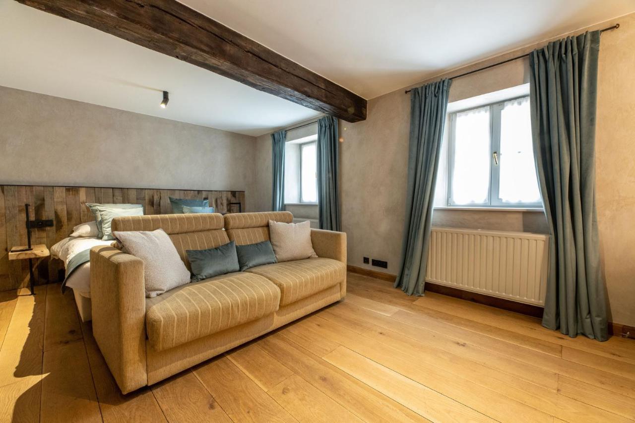 Hotel Lea - Maison Caerdinael Дюрби Екстериор снимка